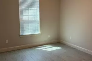 224 Jacinth Ln, Granbury, TX 76049 - Photo 10