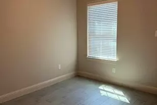 224 Jacinth Ln, Granbury, TX 76049 - Photo 14
