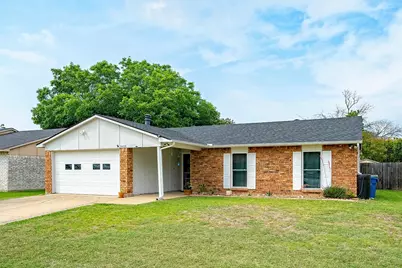 5409 Slay Drive, The Colony, TX 75056 - Photo 2