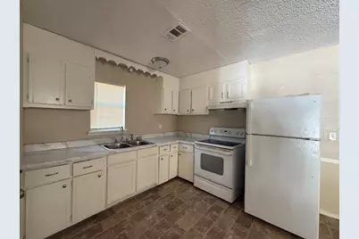 1480 10th Street NE, Paris, TX 75460 - Photo 4