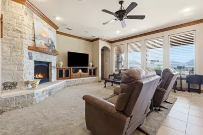 2606 Waters Edge Drive, Granbury, TX 76048 - Photo 6