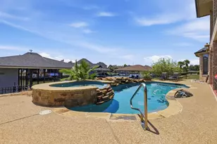2606 Waters Edge Dr, Granbury, TX 76048 - Photo 36