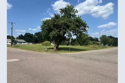 1706 N Main Street, Bonham, TX 75418 - Photo 2