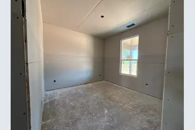 205 Oak Grove Way, Springtown, TX 76082 - Photo 10