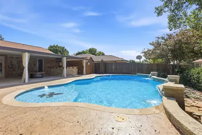 1550 Oak Creek Drive, Lewisville, TX 75077 - Photo 32