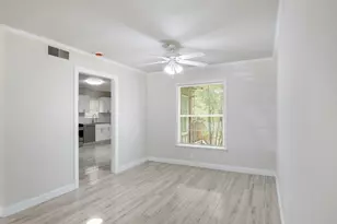 2320 N Edgewood Terrace, Fort Worth, TX 76103 - Photo 4