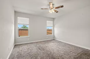 540 Dunmore Dr, Fort Worth, TX 76052 - Photo 16