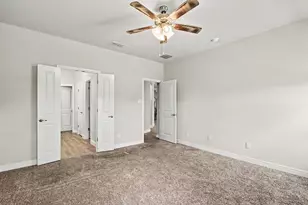 540 Dunmore Dr, Fort Worth, TX 76052 - Photo 10