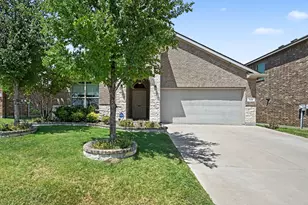540 Dunmore Dr, Fort Worth, TX 76052 - Photo 1
