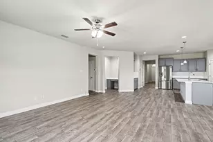540 Dunmore Dr, Fort Worth, TX 76052 - Photo 4