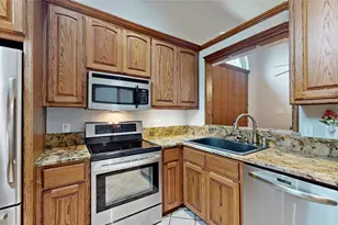 911 Azalia Dr, Lewisville, TX 75067 - Photo 14