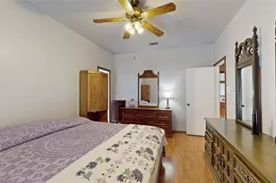 911 Azalia Dr, Lewisville, TX 75067 - Photo 18