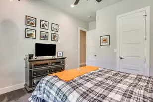 3131 Trailwood Dr E, Burleson, TX 76028 - Photo 22