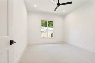 820 Edgefield Road, Fort Worth, TX 76107 - Photo 8