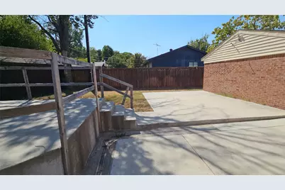 833 James Street, Azle, TX 76020 - Photo 28