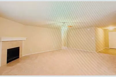 9920 Thomas Jefferson Drive, McKinney, TX 75072 - Photo 8