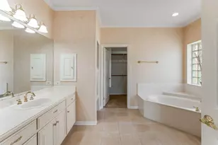 1003 Cliff Swallow Dr, Granbury, TX 76048 - Photo 18