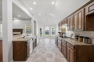 5425 Appalachian Way, Fort Worth, TX 76123 - Photo 10