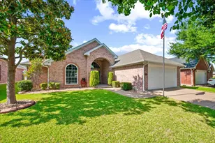5425 Appalachian Way, Fort Worth, TX 76123 - Photo 2
