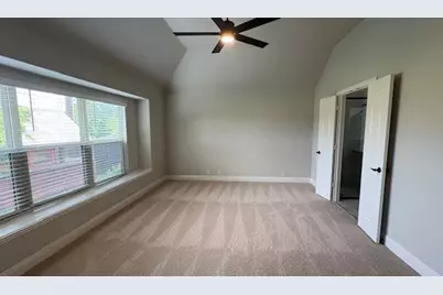 9400 Wellington Drive, Little Elm, TX 75068 - Photo 10