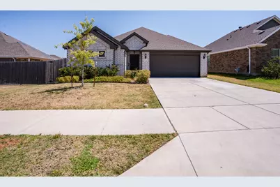 8425 High Garden Street, Fort Worth, TX 76123 - Photo 2