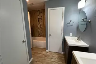 8600 Coppertowne Ln, Dallas, TX 75243 - Photo 18