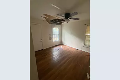 112 N Hatcher Ave, Lewisville, TX 75057 - Photo 12