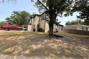 1714 Rosewood St, Grand Prairie, TX 75050 - Photo 18