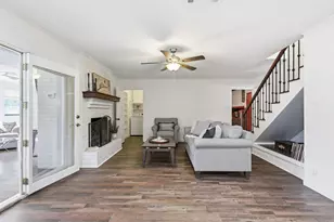 709 Lexington Dr, Irving, TX 75061 - Photo 10