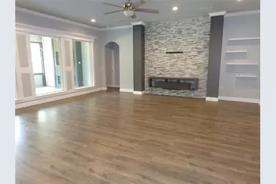 6617 Sunshine Valley Drive, Arlington, TX 76016 - Photo 6