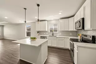 9112 Settlers Peak Rd, Fort Worth, TX 76179 - Photo 4