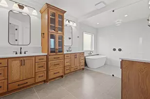 509 Acorn Trl, Granbury, TX 76049 - Photo 22