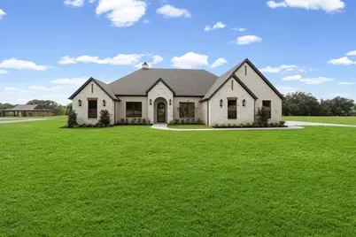 509 Acorn Trail, Granbury, TX 76049 - Photo 4