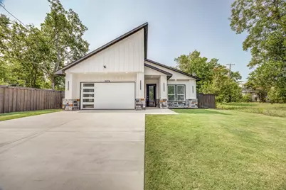 2017 Hemphill Street, Greenville, TX 75401 - Photo 4
