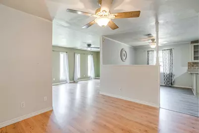 2617 Magnolia Drive, Irving, TX 75062 - Photo 6