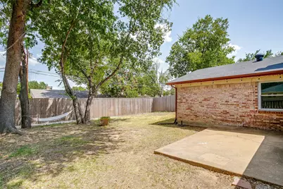 2617 Magnolia Drive, Irving, TX 75062 - Photo 36