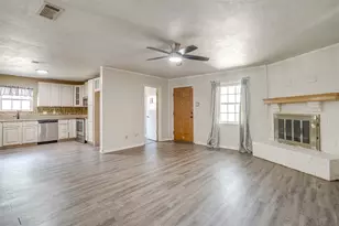 2617 Magnolia Dr, Irving, TX 75062 - Photo 18