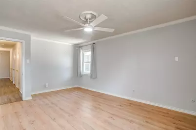 2617 Magnolia Drive, Irving, TX 75062 - Photo 32