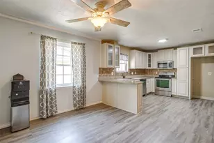 2617 Magnolia Dr, Irving, TX 75062 - Photo 14