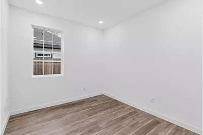 4523 Metropolitan Avenue, Dallas, TX 75210 - Photo 12