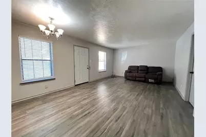 1108 N Elm Street #3, Denton, TX 76201 - Photo 2