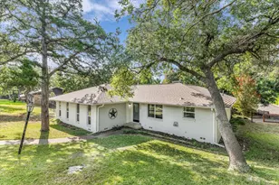 9730 Timberview Dr, Woodway, TX 76712 - Photo 2