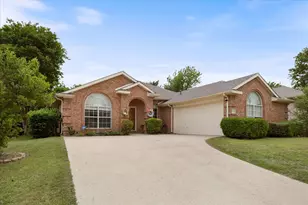 1023 High Cotton Ln, Rockwall, TX 75087 - Photo 2