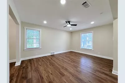 1814 Walnut Avenue, Carrollton, TX 75006 - Photo 8