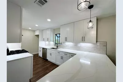 1814 Walnut Avenue, Carrollton, TX 75006 - Photo 14