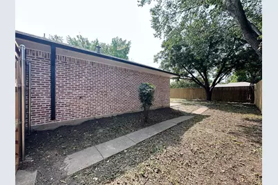 1814 Walnut Avenue, Carrollton, TX 75006 - Photo 34