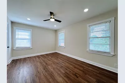 1814 Walnut Avenue, Carrollton, TX 75006 - Photo 16