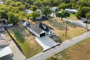1119 20th St, Bridgeport, TX 76426 - Photo 40