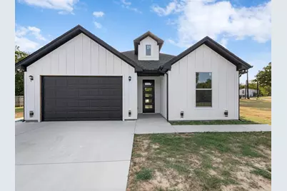 1119 20th Street, Bridgeport, TX 76426 - Photo 1