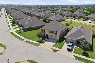 1101 Pinnacle Breeze Dr, Fort Worth, TX 76052 - Photo 36